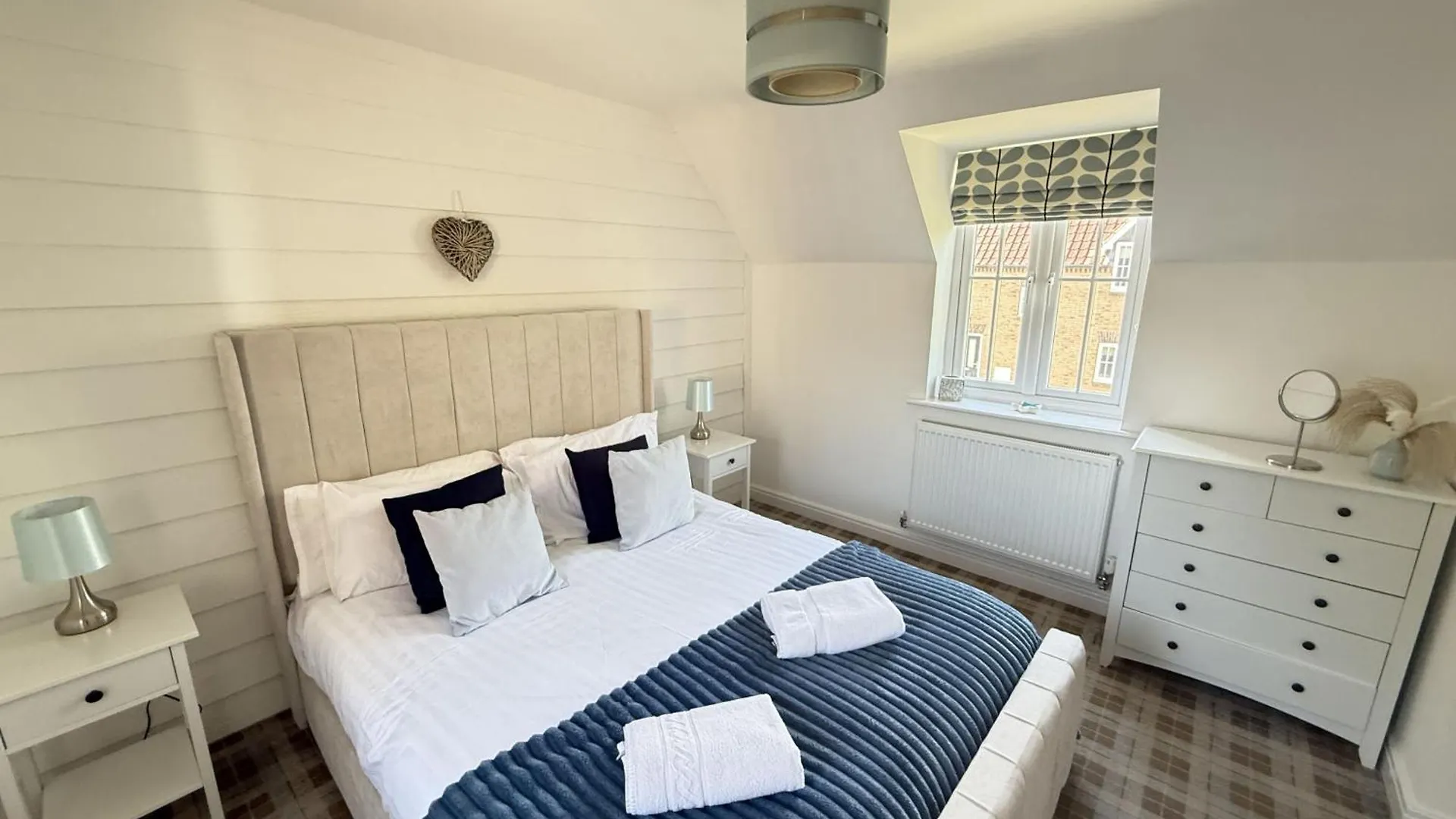 Seasalt Cottage 法利